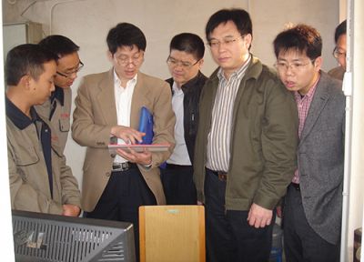 省經委、市經委領導了解工作情況